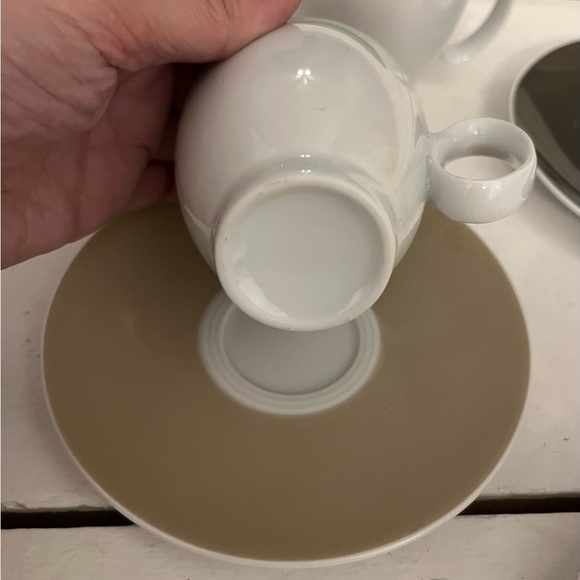 Guy Degrenne Espresso Cups and Saucers Set of 4 - Picture 14 of 14